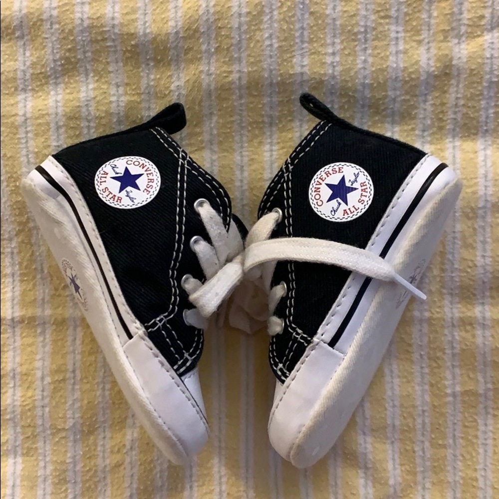 Converse crib 👟 shoes